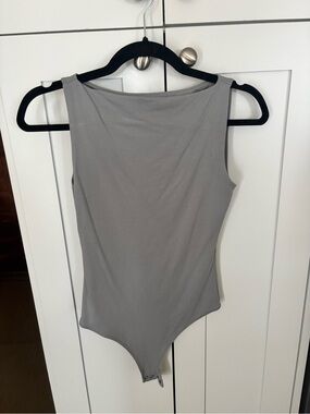 Abercrombie & Fitch Light Gray Sleeveless Scoop-Back Bodysuit